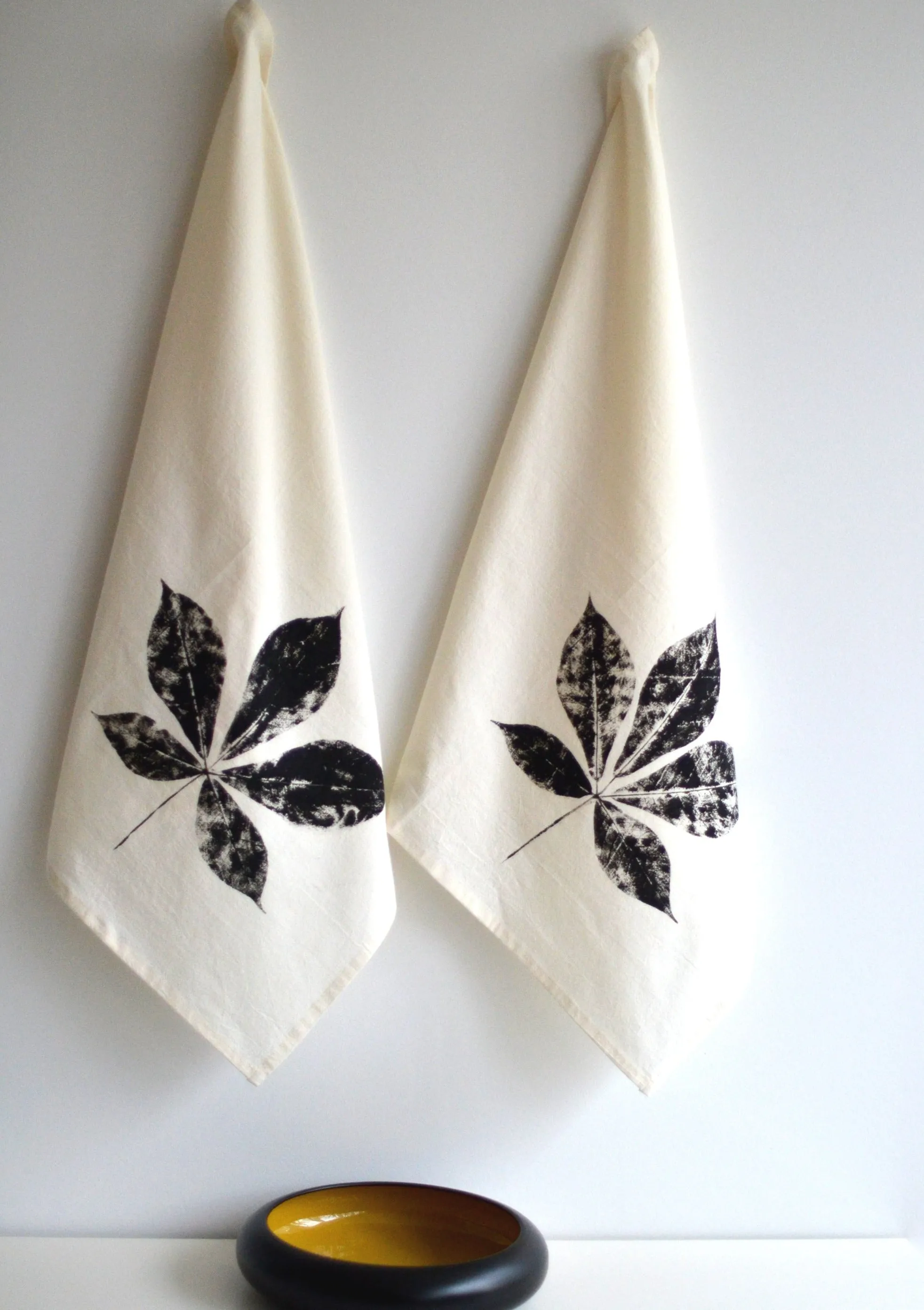 Unbleached 100% Cotton Creeper Leaf Tea Towel in Natural