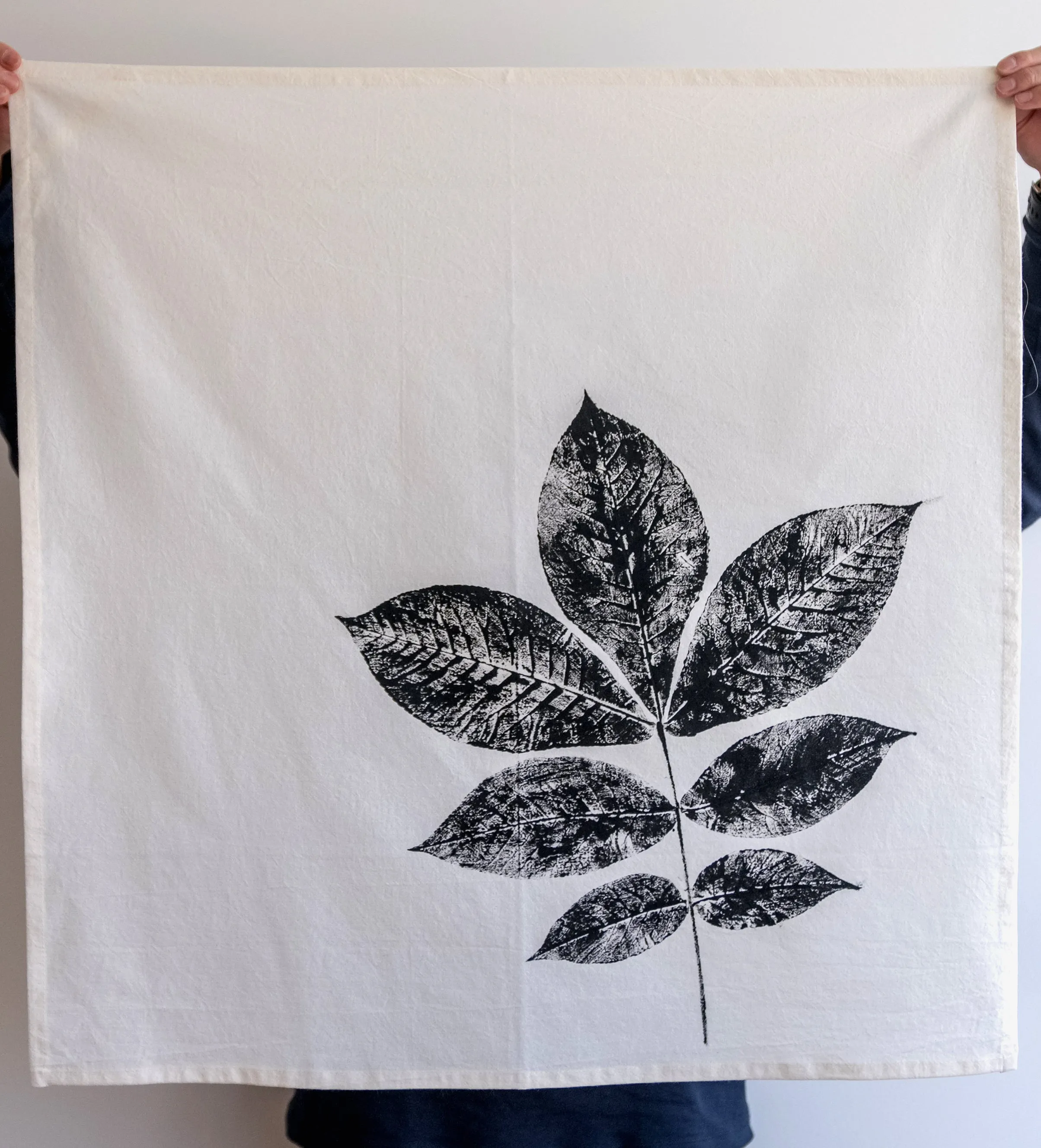 Unbleached 100% Cotton Hickory Leaf Tea Towel in Natural